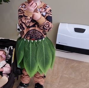 Like New Maui Costume 4T (5-6 Years)